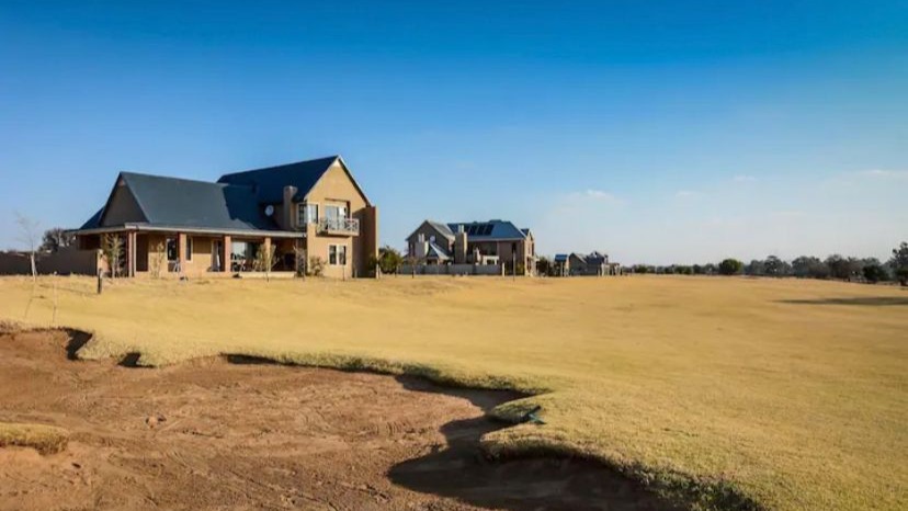 To Let 4 Bedroom Property for Rent in Vaal de Grace Golf Estate Free State